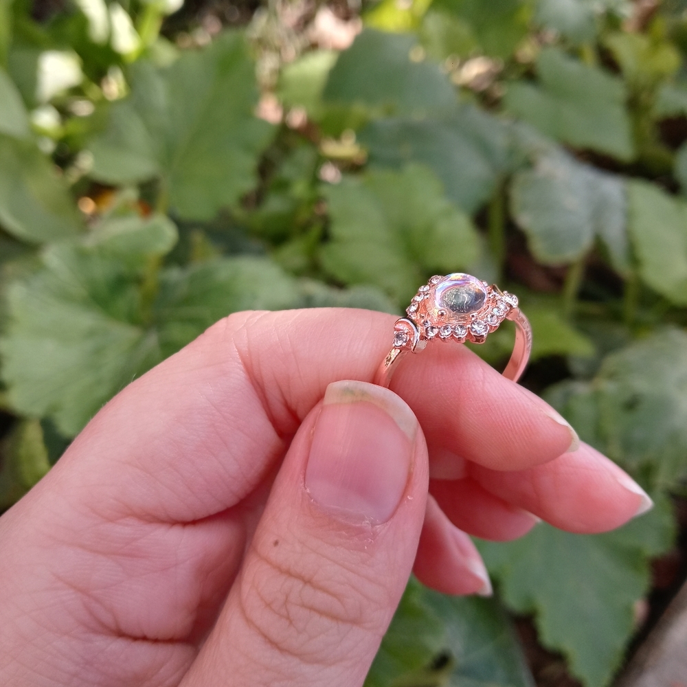 Ring - Picture 4 of 6